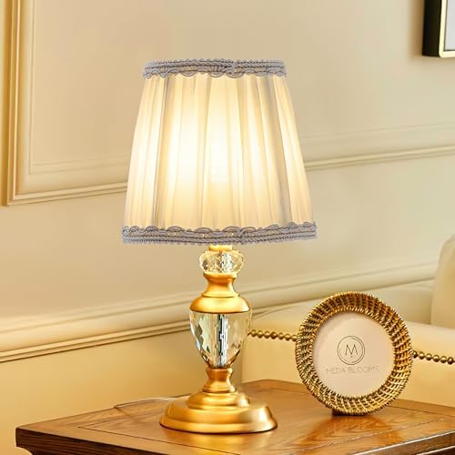 Fuloon Chandelier Lamp Shades, Clip on Small Sconce Lamp Shades, Suit for Candelabra Bulbs in Modern/European/French Country/Farmhouse Decoration, 3.5x4.3x4.9 in(6 Pack, Chiffon Light Yellow)
