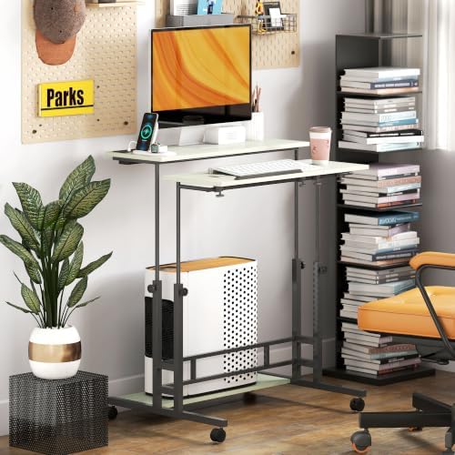 HOMCOM Height Adjustable Standing Desk Power Outlets Lockable Wheels, Oak