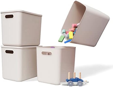 Yishyfier Plastic Storage Baskets With Lid Organizing Container Lidded Knit Storage Organizer Bins for Shelves Drawers Desktop Closet Playroom Classroom Office (4L, Light grey)