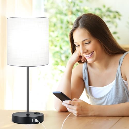 Lynnoland Set of 2 Touch Control Table Lamps with 2 USB & AC Outlet, 3-Way Dimmable Bedside Nightstand Lamps for Bedroom Living Room Nursery, 800 Lumens 5000K Daylight Bulbs Included