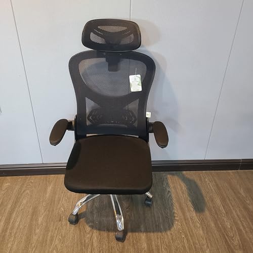 NICELIVE Office furniture Featuring an adjustable headrest, flip-up armrests, and lumbar support, this swivel chair is suitable for both home and office use.