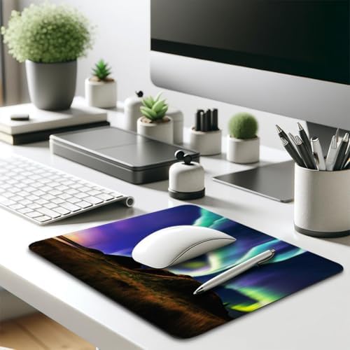 Aurora Borealis Mouse Pad, Spectacular Alaskan Northern Lights‌ Desk Mat
