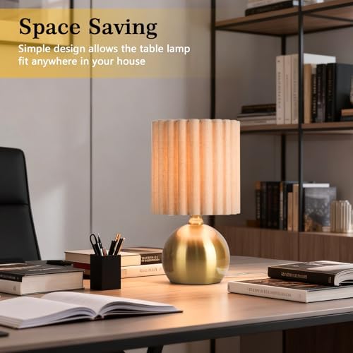 Ziqqeelam Gold Small Table Lamp with Scalloped Linen Shade, Mini Brass Gold Table Lamp for Bedroom Nightstand, Cute Desk Night Light for Living Room, Bookshelf, Kitchen Counter, Kids Room, Office