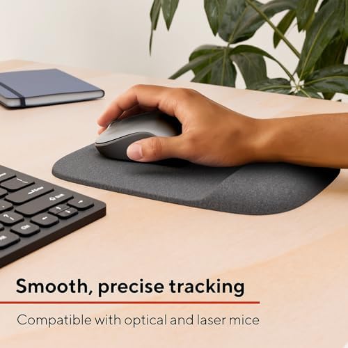 Staples Mouse Pad with Gel Wrist Rest, Ergonomic Non‑Slip Base, Comfortable Wrist Support for Precise Mouse Control, Gray