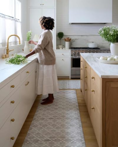 House of Noa Nama Standing Mat – Anti-Fatigue Cushioned Kitchen Mats for Floor | Ergonomic Bounce-Back Foam Kitchen Mats | Anti-Fatigue Mats for Kitchen & Standing | Sloan Tusk | 22" x 72"