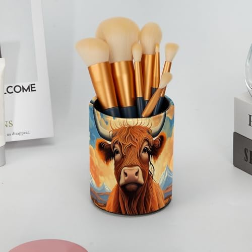 Highland Cow Pen Holder Pencil Organizer Cute Pencil Cup Desk Decor Makeup Brush Holder PU Multifunctional Office Supplies for Home Classroom School