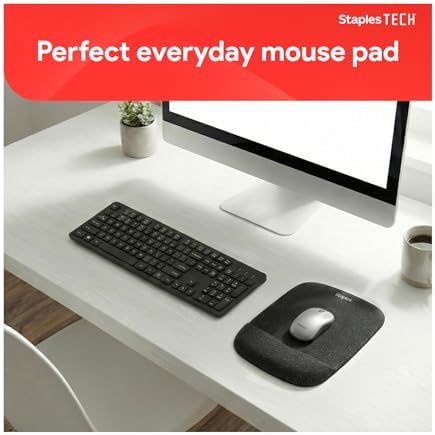 Staples TECH Mouse Pad with Gel Wrist Rest, Non-Slip, Black, 53326