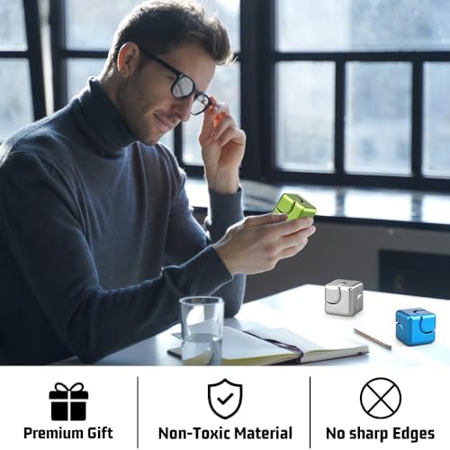 Dilabnba Fidget Spinner Cube Toy for Boys 3-12 Kids Adults, Fidget Block Figner Spinner Focus 2 in 1 Spinning, Mini Easter Basket Stuff Desk Relaxing EDC Toy (Green)