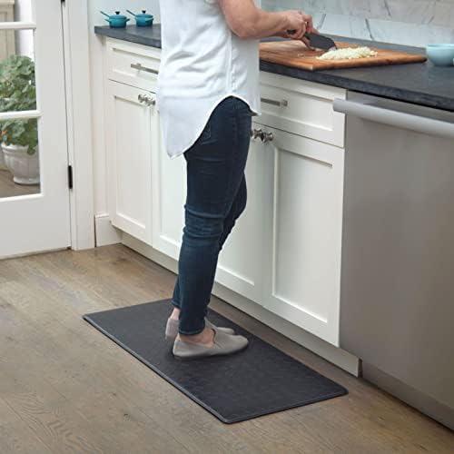 Home Dynamix Trenton Solace Traditional Diamond Textured Kitchen Mat, Black, 17"x32"