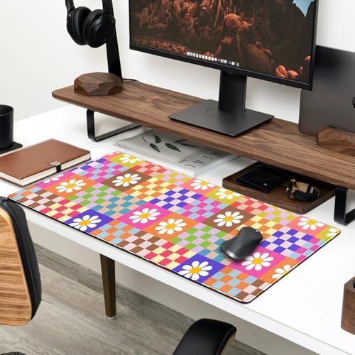 Pink Desk Mat Trendy Checkered Aesthetic Desk Pad Computer Large Mouse Pad Aesthetic Desk Accessories Office Gifts for Her Cute Keyboard and Mouse Pad Desk Computer Mat 31.5 X 11.8 in