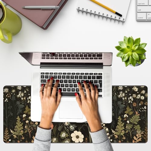 Black Cat Floral Desk Mat Large Mouse Pad for Keyboard and Mouse
