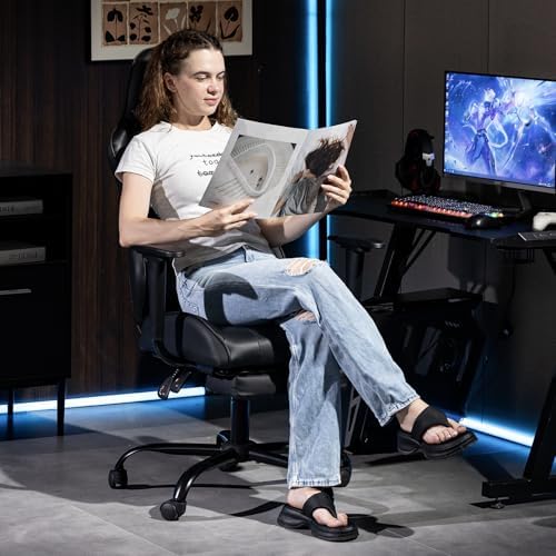 Gaming Chair with Footrest, Video Game Chair with Massage, PU Leather Computer Chair, Lumbar Support for Men Women, Home Office, Height Adjustable, Ergonomic High Back, Black