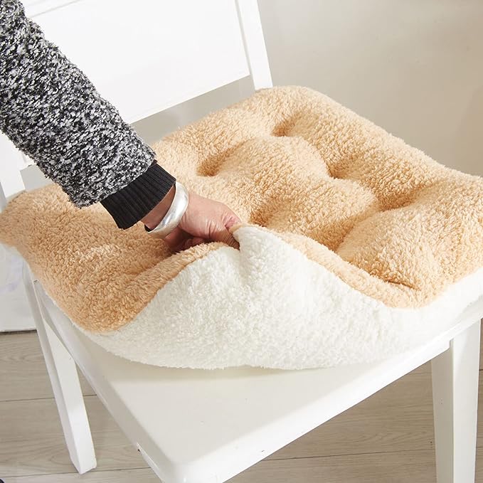 Comfortable Square and Round Artificial Lambswool Chair Pads,Soft Fluffy Chair Seat Cushion Plush Cushions Seat Pad for Home Office meditation (17 inch(45cm), square-brown&white)