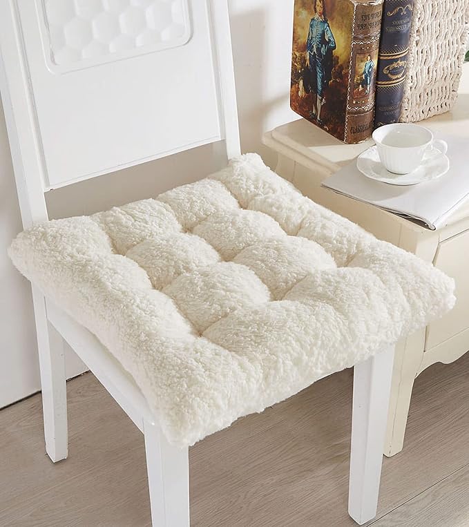 Comfortable Square and Round Artificial Lambswool Chair Pads,Soft Fluffy Chair Seat Cushion Plush Cushions Seat Pad for Home Office Meditation (17 inch(45cm), Square-Off-White)