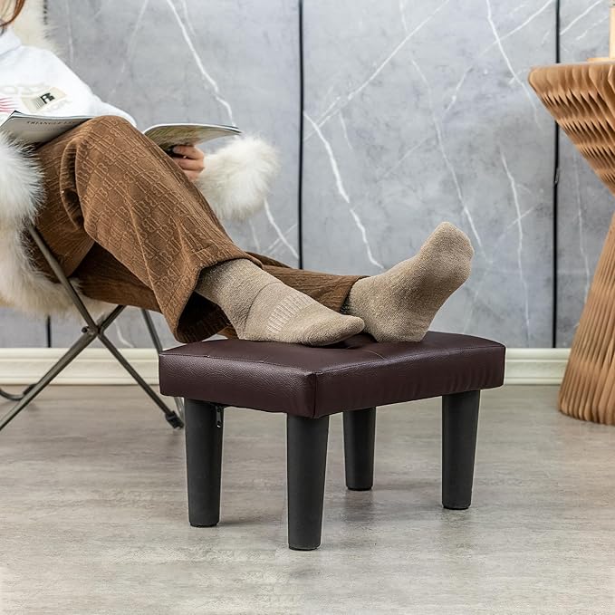 CAROLMADE Ottoman Foot Rest, PVC Small Ottoman Foot Stool with Legs Modern Footstool Ottomans for Living Room Entryway Office, Brown