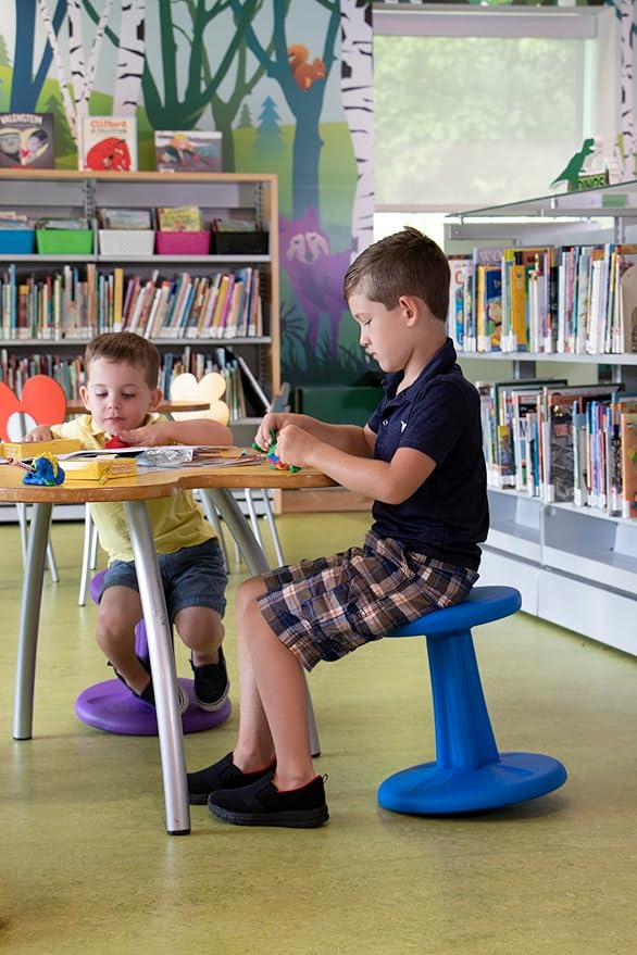 KORE Design Wobble Stool Chair, Girls + Boys Kid Desk Stools, Ergonomic Small Office Chairs, Flexible Seating for Active Kids, ADD/ADHD, Classroom, School, Home, Junior (16in), Age 8-9 yrs, Green